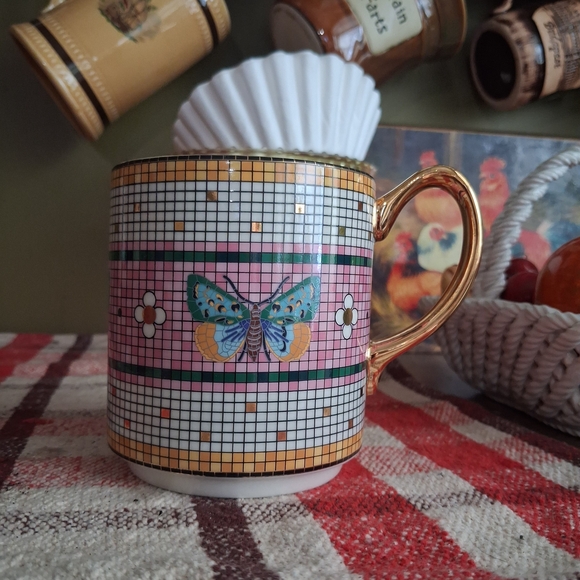 Sold - Picture 1 of 1